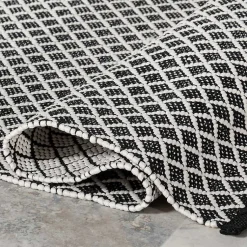 Kirklands Home Outdoor Rugs|Black & White Trellis Indoor/Outdoor Runner, 3x8