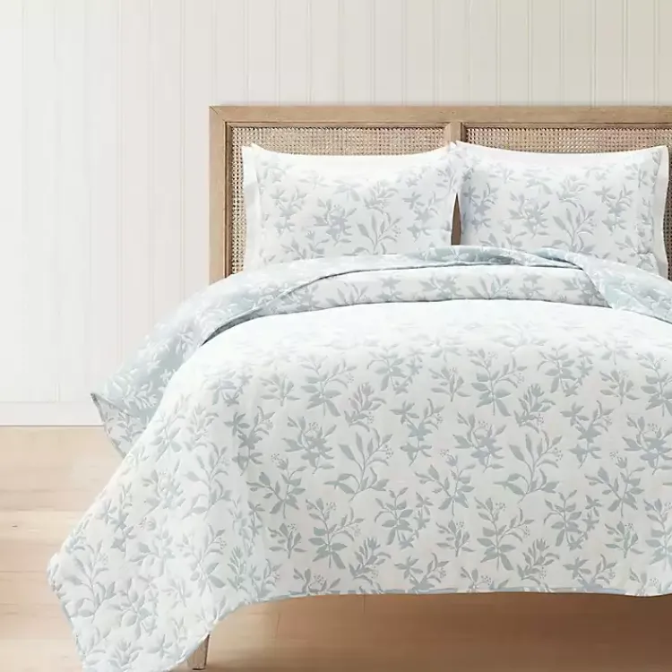 Kirklands Home Quilts|Blue Floral Reversible 3-pc. King Quilt Set