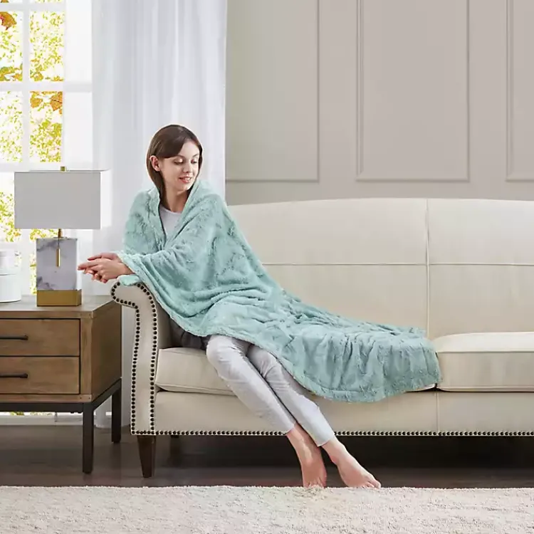 Hot Faux Fur Oversized Throw Blankets & Throws