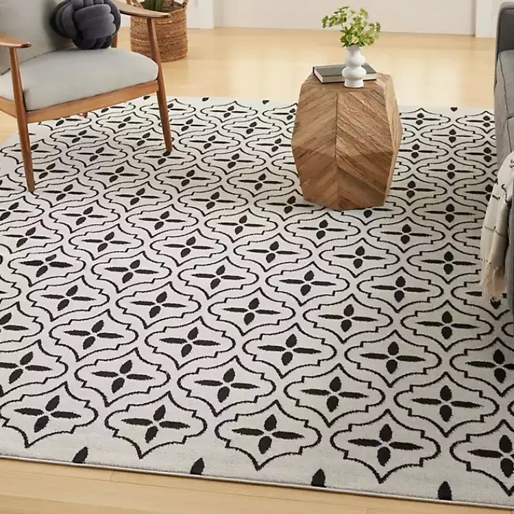 Kirklands Home Outdoor Rugs|Ivory & Black Quatrefoil Indoor/Outdoor Rug, 8x10