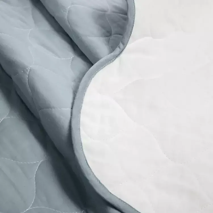 Kirklands Home Quilts|White and Blue Scallop 3-pc. Full/Queen Quilt Set