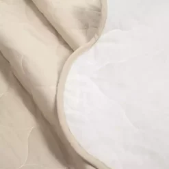 Kirklands Home Quilts|White and Tan Scallop 3-pc. Full/Queen Quilt Set