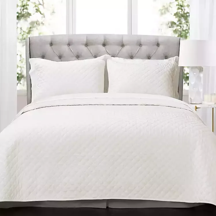Kirklands Home Quilts|Ava Diamond 3-pc. Oversized King Quilt Set White
