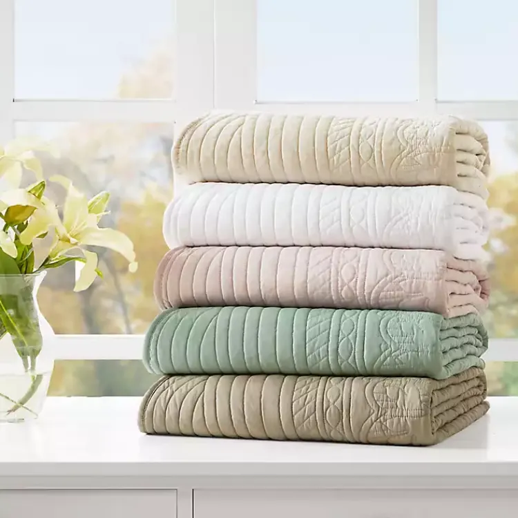 Discount Oversized Quilted Scalloped Edge Throw Blankets & Throws