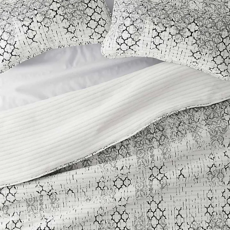 Kirklands Home Quilts|White Trellis Reversible 3-pc. Queen Quilt Set