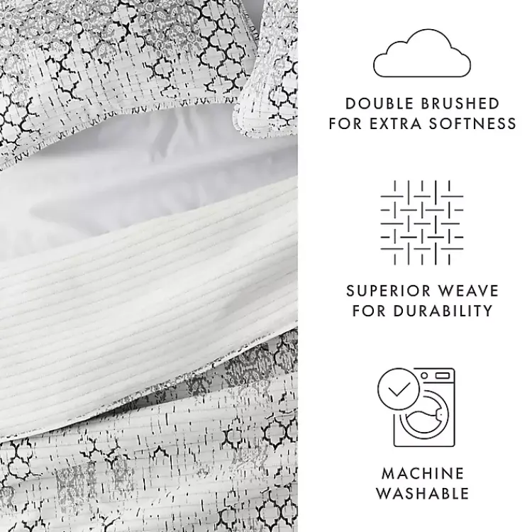 Kirklands Home Quilts|White Trellis Reversible 3-pc. Queen Quilt Set